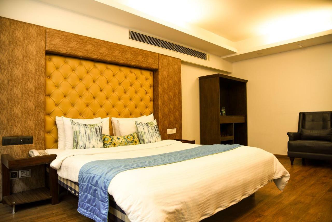 Virohaa Hotel Új-Delhi Kültér fotó